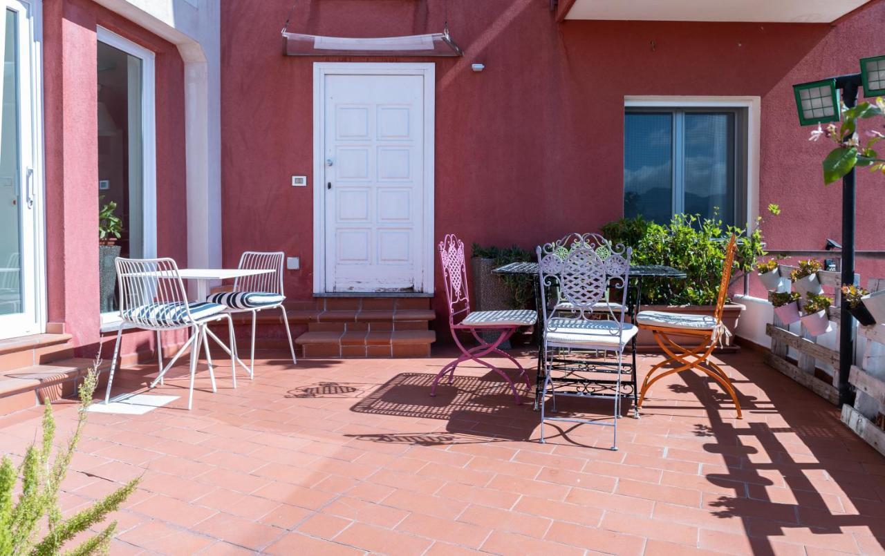 מונריאלה Bnb Casa Rossa מראה חיצוני תמונה