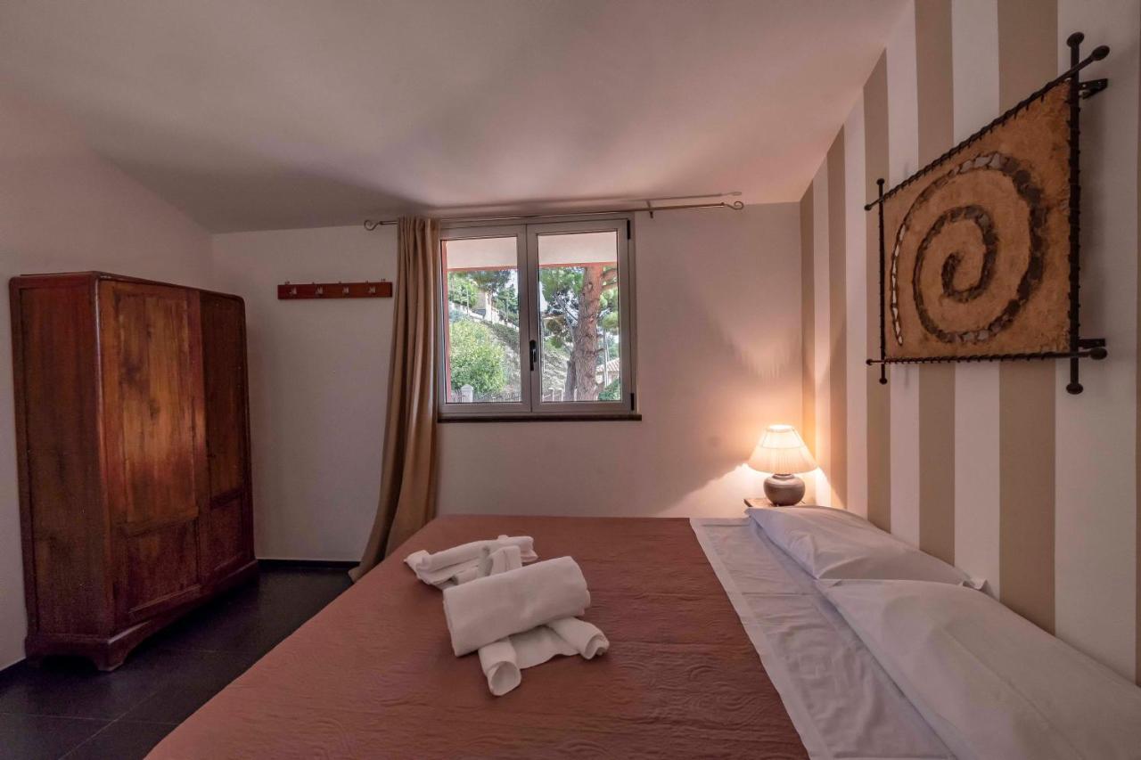 מונריאלה Bnb Casa Rossa מראה חיצוני תמונה