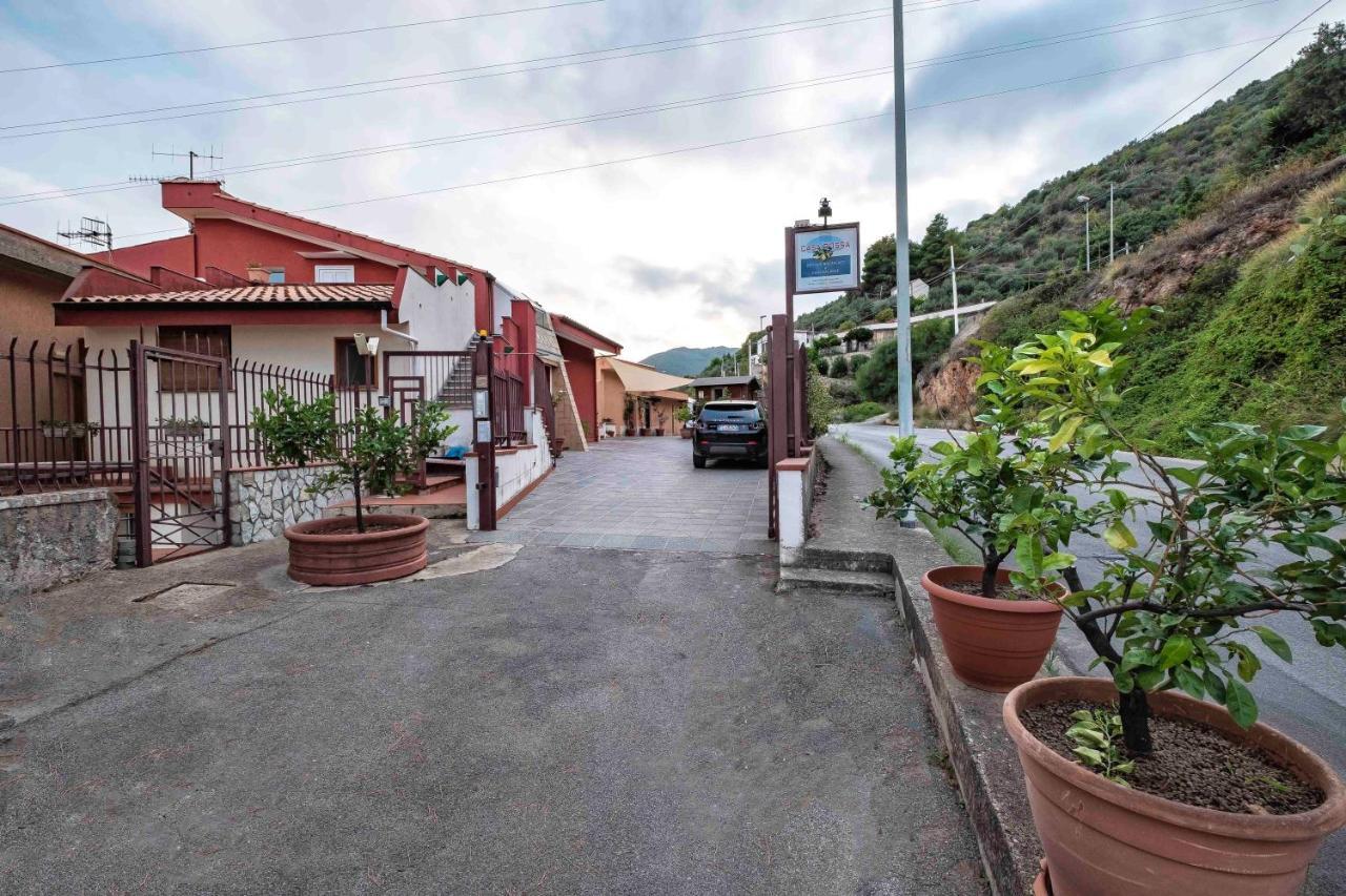 מונריאלה Bnb Casa Rossa מראה חיצוני תמונה