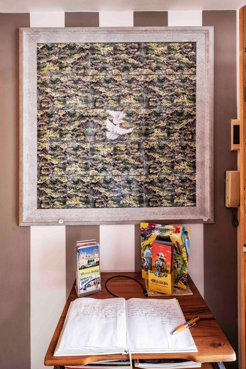 מונריאלה Bnb Casa Rossa מראה חיצוני תמונה